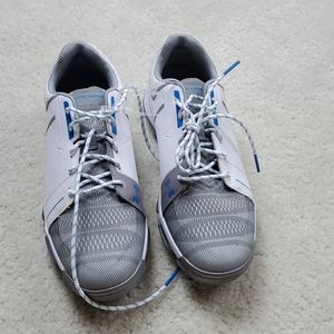 Women UnderArmour Golf White Braand New Sz 7.5